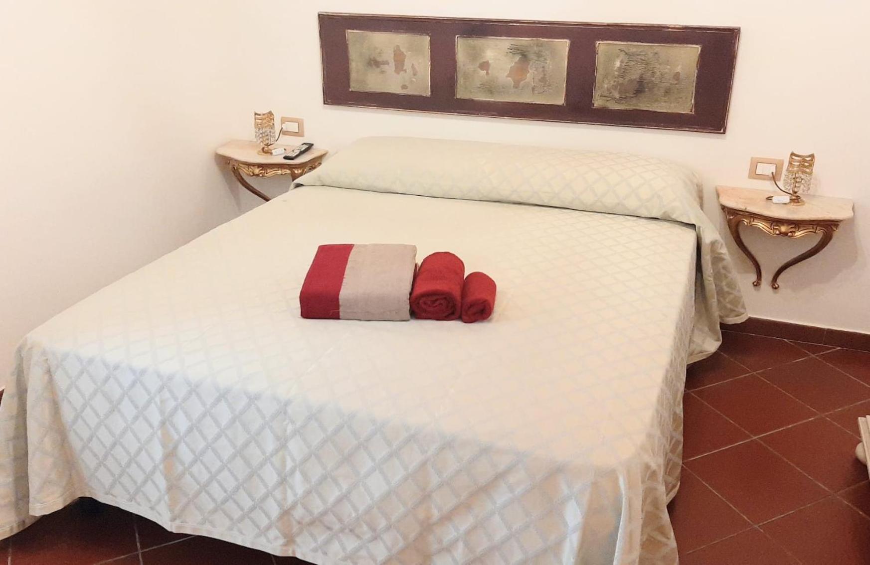 Casale Battaglini Bed & Breakfast Castelnuovo Cilento ภายนอก รูปภาพ