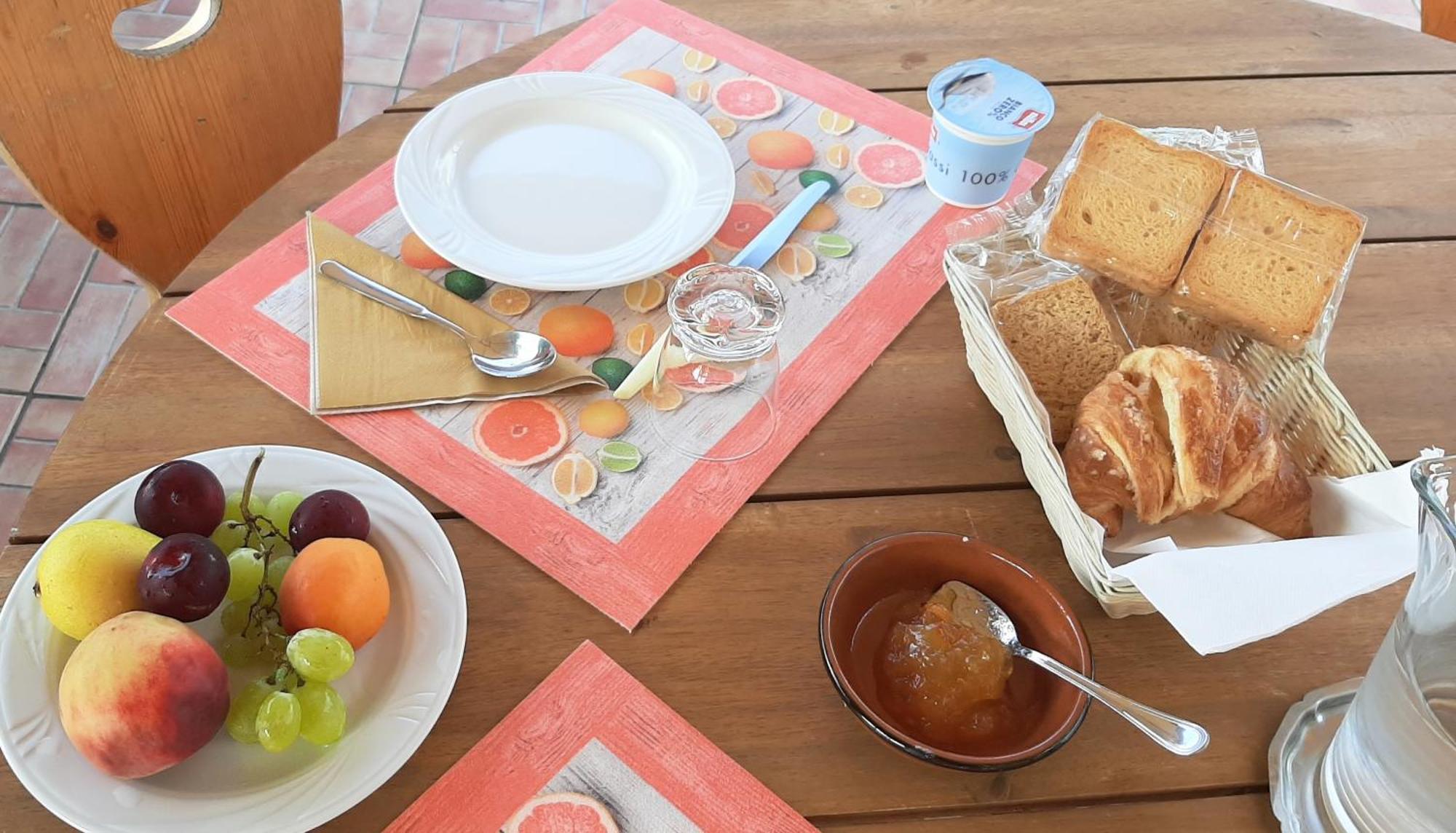 Casale Battaglini Bed & Breakfast Castelnuovo Cilento ภายนอก รูปภาพ